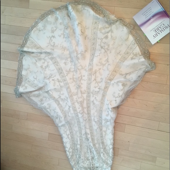 Sottero and Midgley irena gown wedding dress - Picture 11 of 15